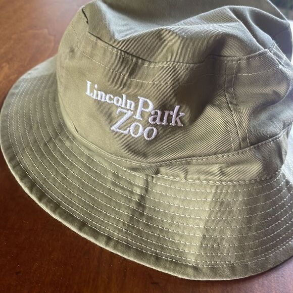 NEW Chicago Cubs / Lincoln Park Zoo Bucket Hat - L